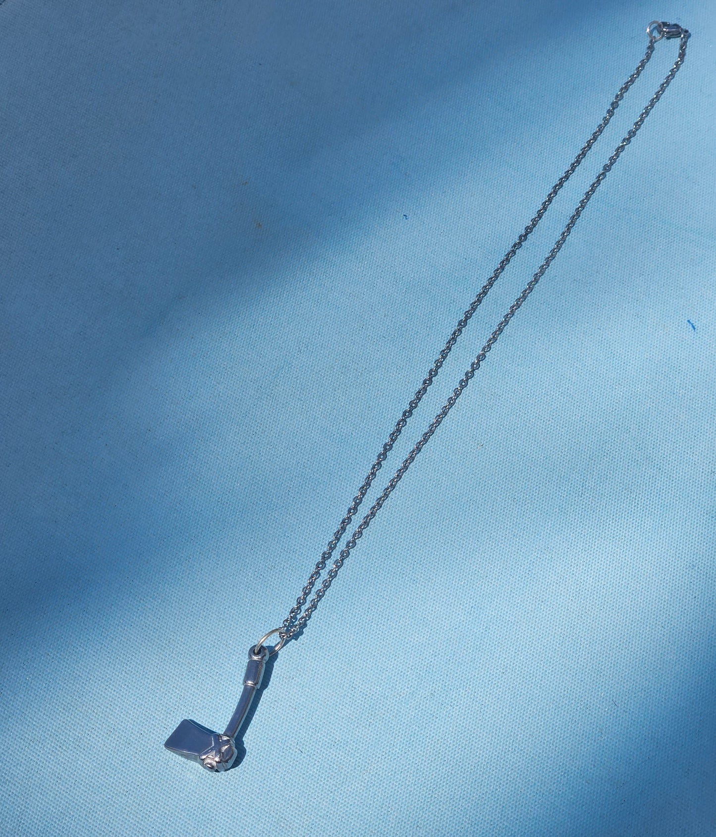 Hacha necklace
